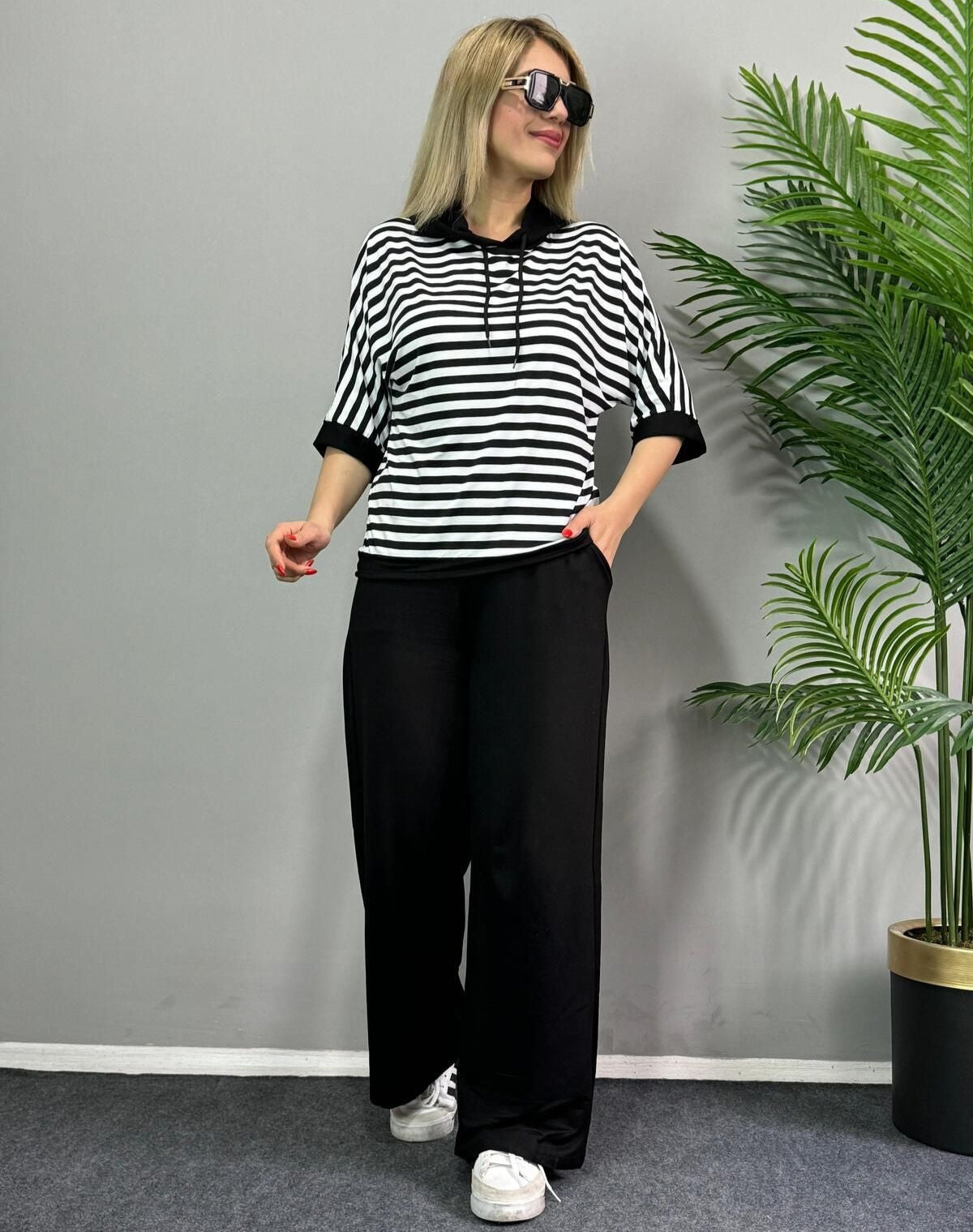 Schickes gestreiftes zweiteiliges Set für Damen