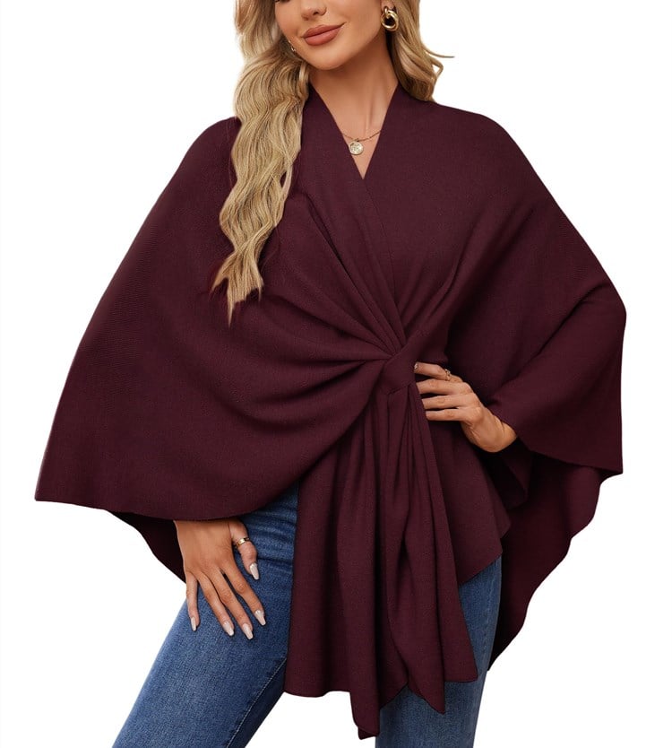 Weicher eleganter Schultertuch-Poncho für gemütlich-chice Lagen