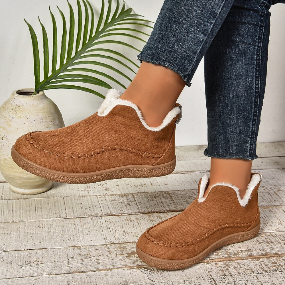 Gemütliche gefütterte Winterstiefel mit rutschfester Sohle
