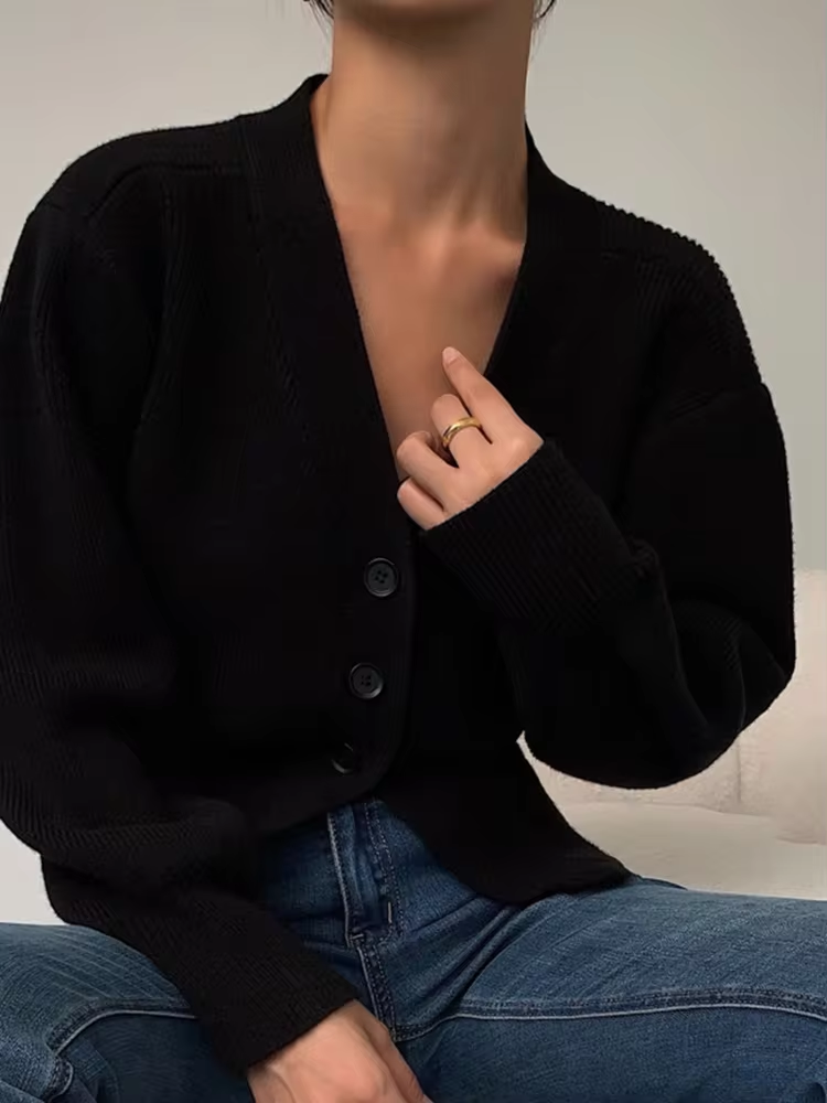 Gemütlicher V-Ausschnitt Strickcardigan mit Knöpfen
