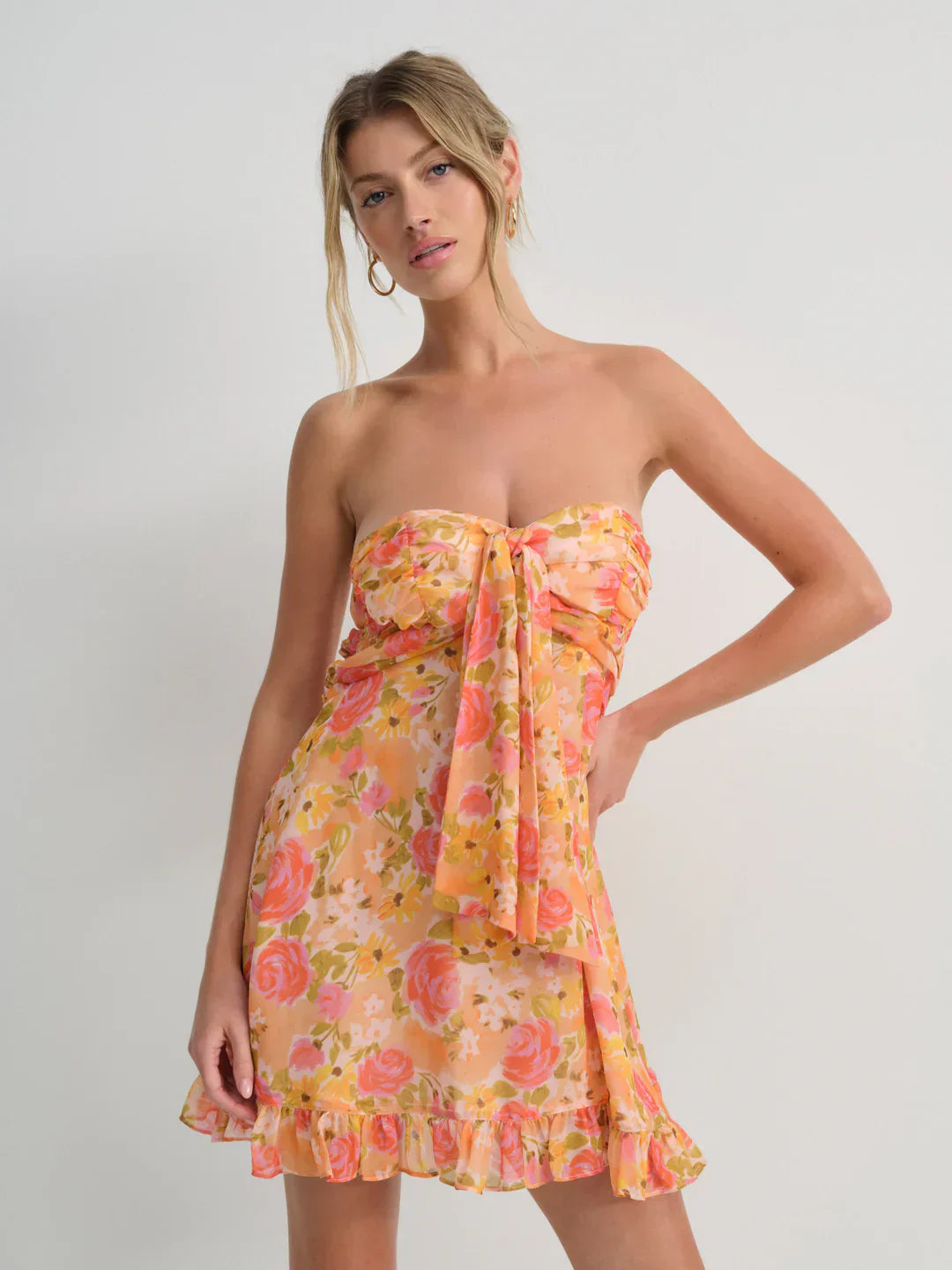 Fließendes Boho Maxikleid mit Blumenmuster