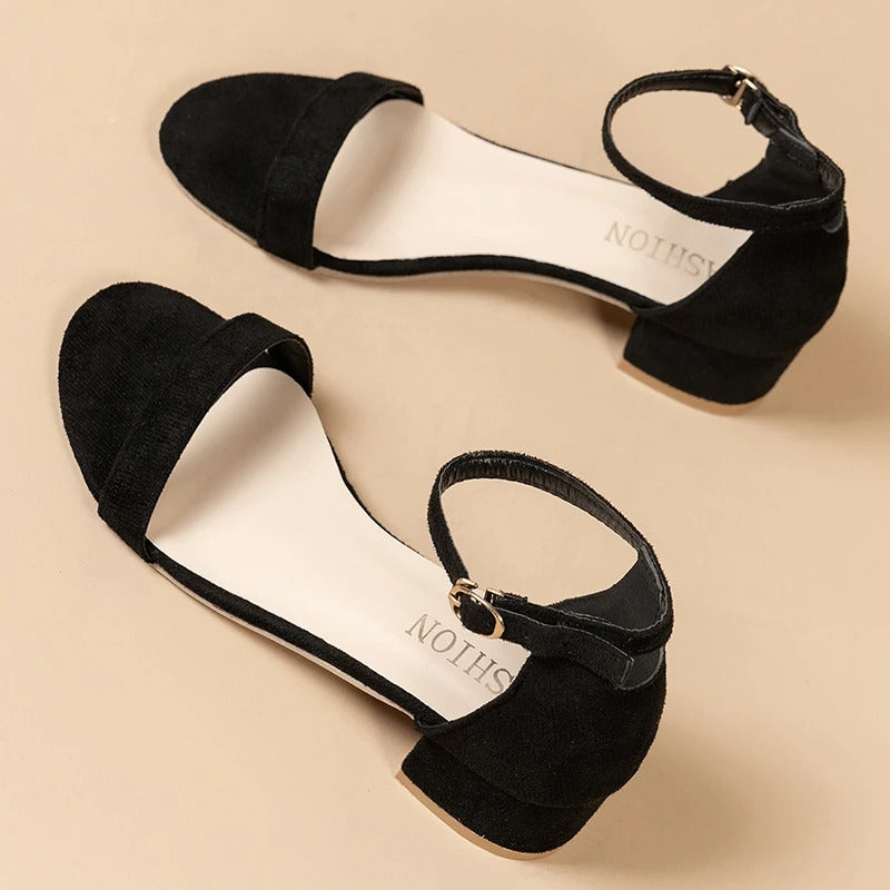 Quenilda | Elegante Blockabsatz-Sandalen mit Knöchelriemen
