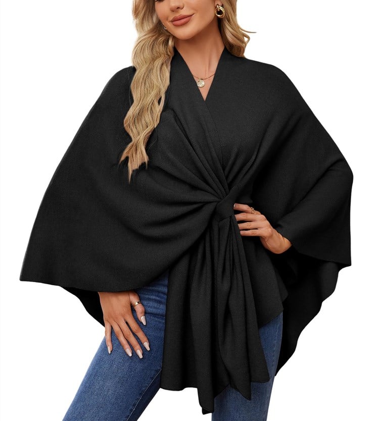 Weicher eleganter Schultertuch-Poncho für gemütlich-chice Lagen