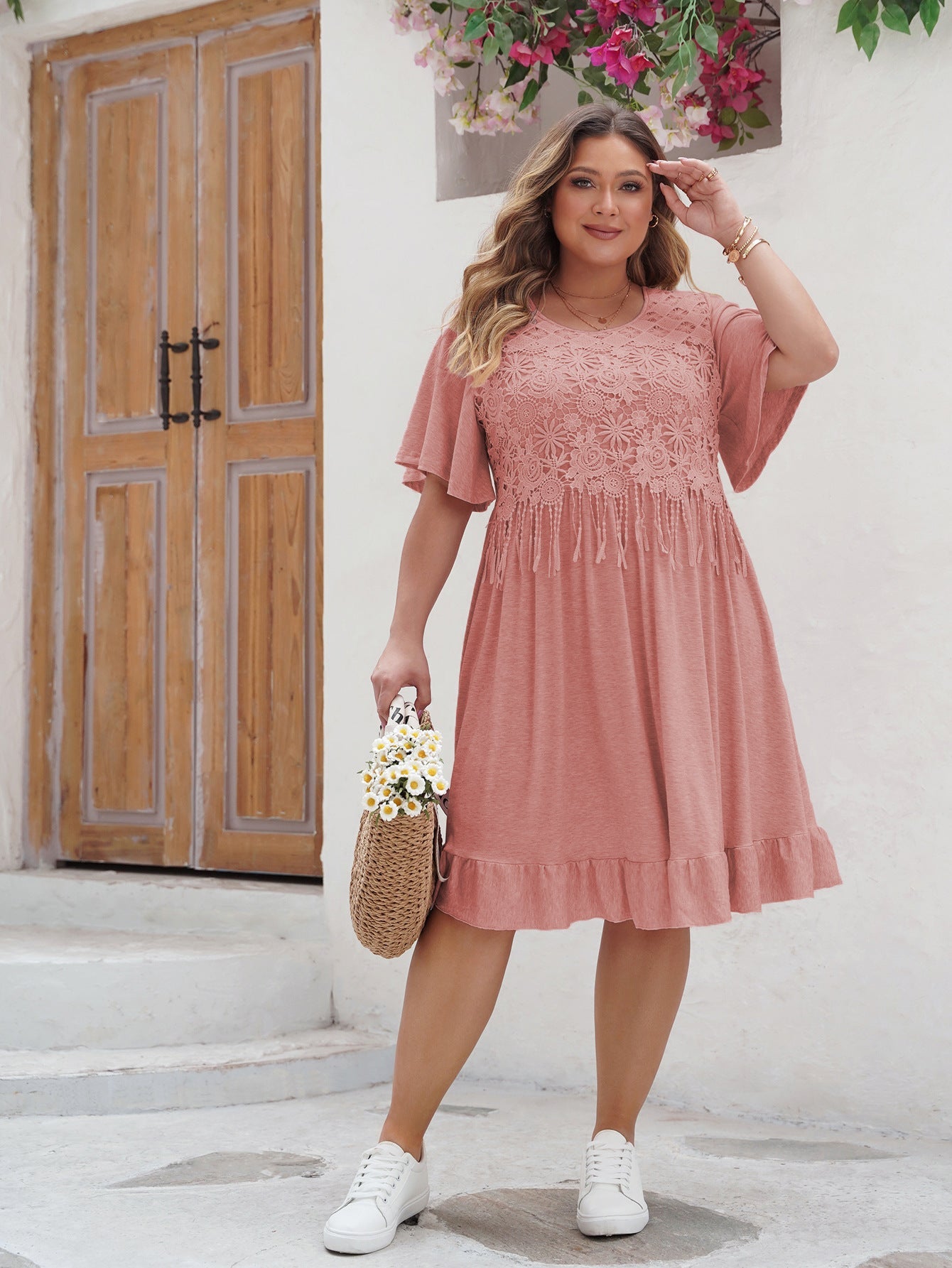 Oswald | Verspieltes Sommerkleid mit Spitzen-Details