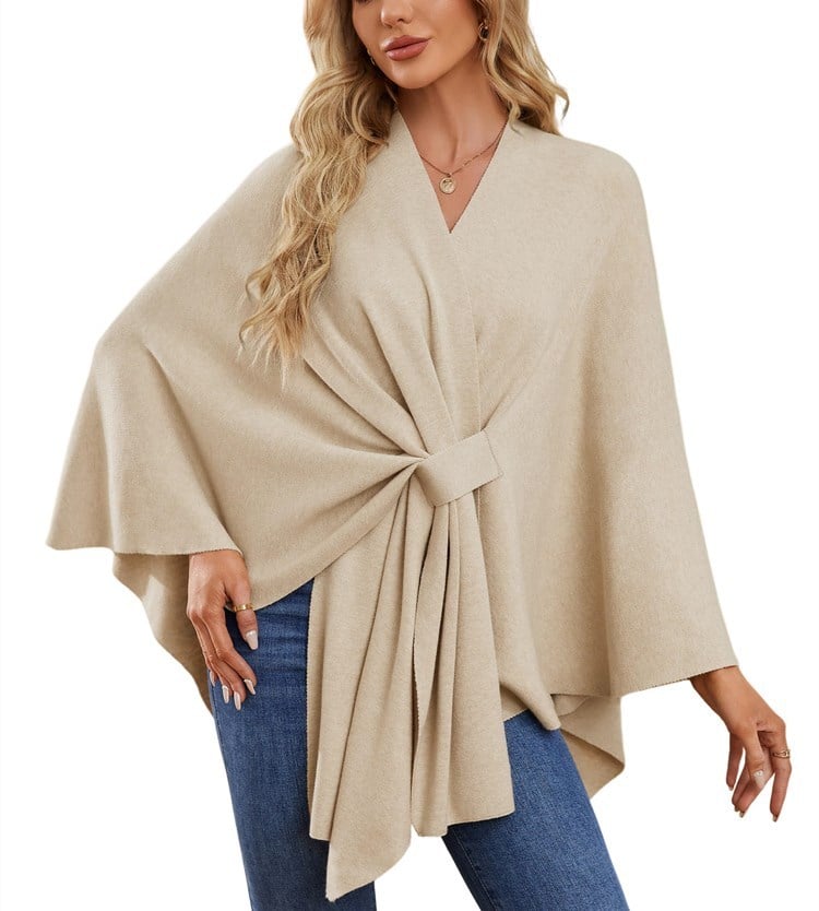 Weicher eleganter Schultertuch-Poncho für gemütlich-chice Lagen