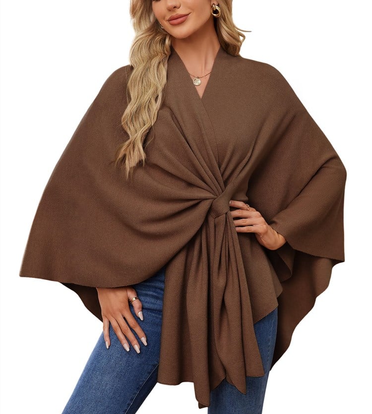 Weicher eleganter Schultertuch-Poncho für gemütlich-chice Lagen