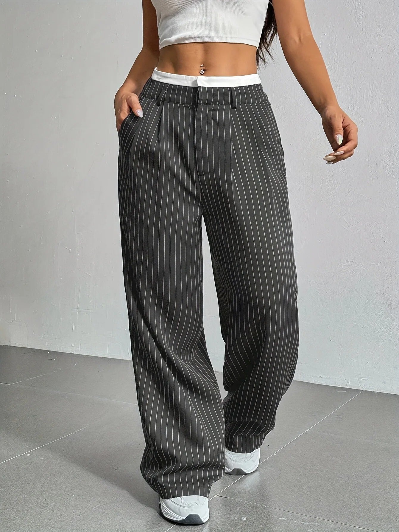 Bella | Gestreifte High Waist Hosen mit weitem Bein