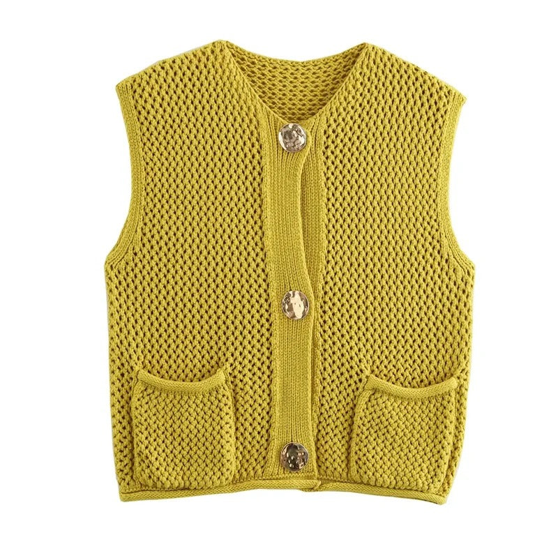 Eudora | Textured Knit Vest met Knoopdetails