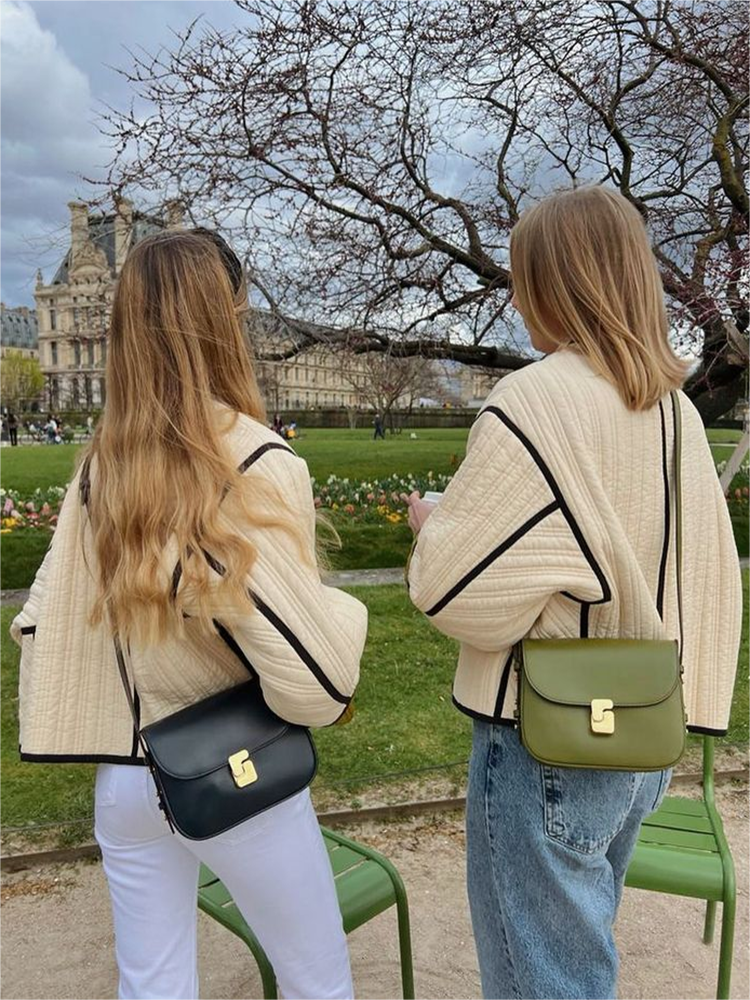 Gemütliche Übergangsjacke für Damen mit Knopfdetail