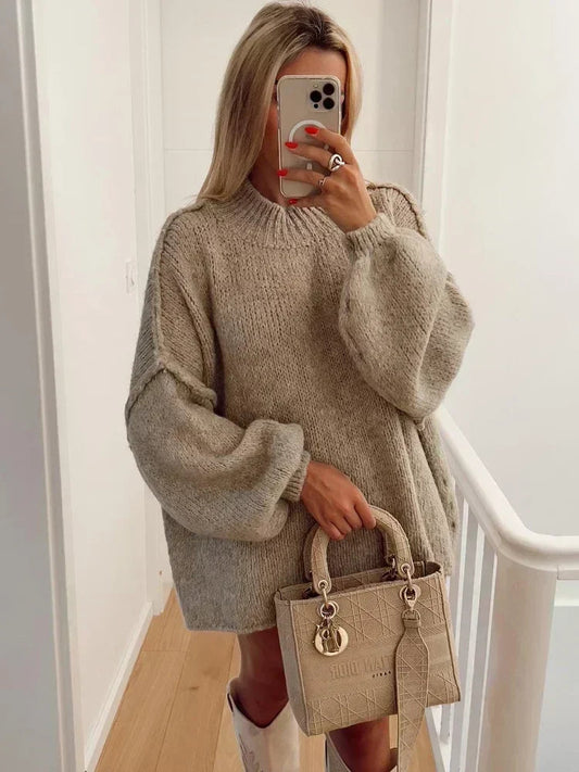 Gemütlicher Strickrollkragenpullover mit voluminösen Statement-Ärmeln