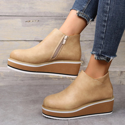 Schicke Leder-Stiefeletten für den Alltagstil