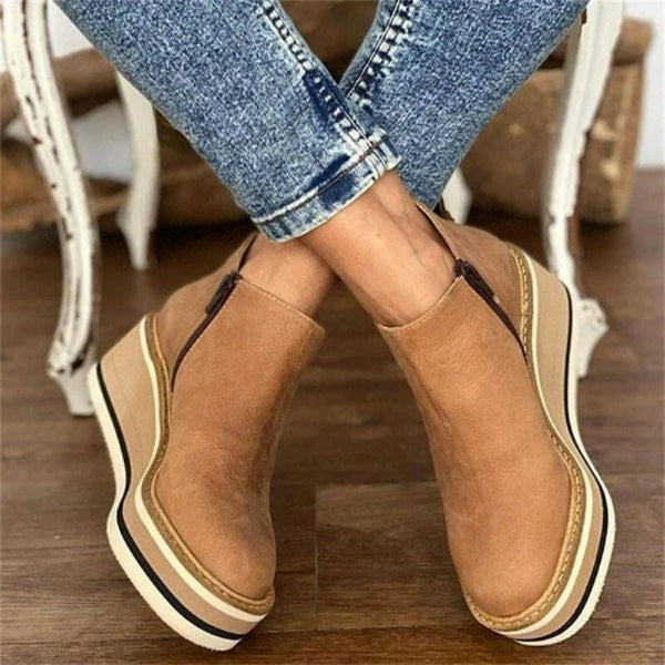 Schicke Leder-Stiefeletten für den Alltagstil