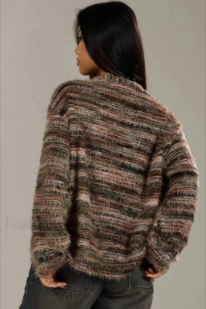 Gemütliche Vintage-gestreifte V-Ausschnitt-Strickjacke