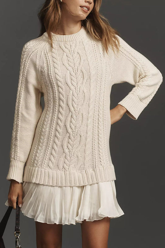 Strickkleid mit Zopfmuster und plissiertem Chiffon-Saum