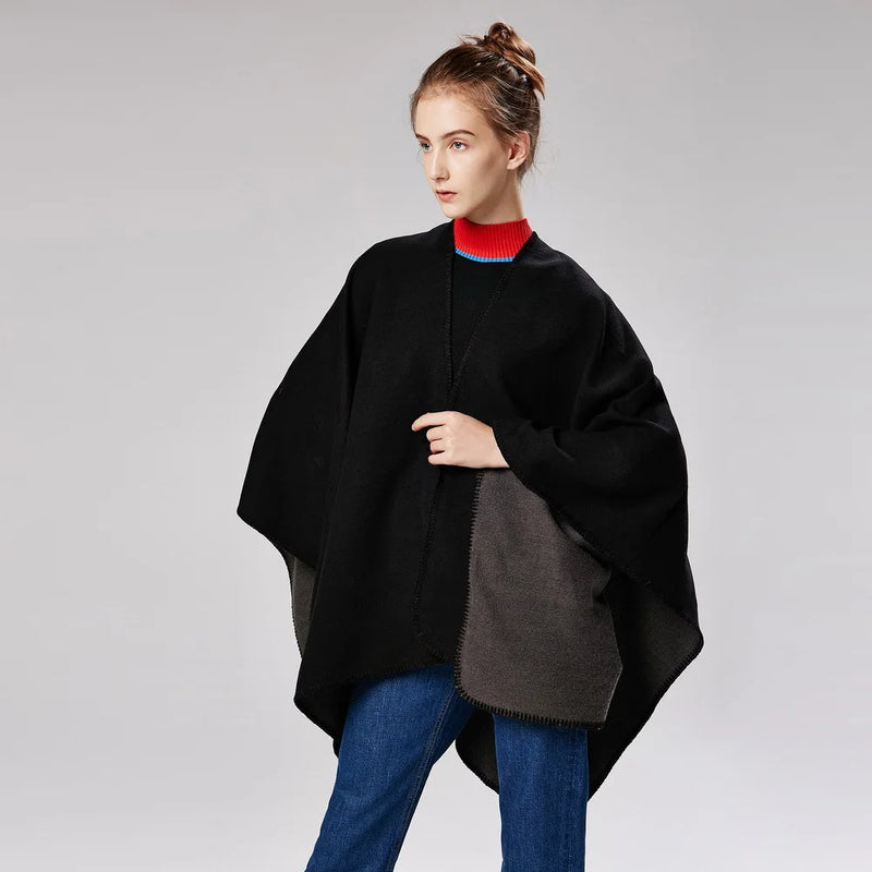 Frieda™ – Warmer Poncho mit fließendem Schnitt