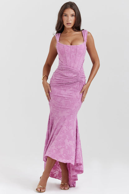 Fließendes Taillenbetontes Midi-Kleid