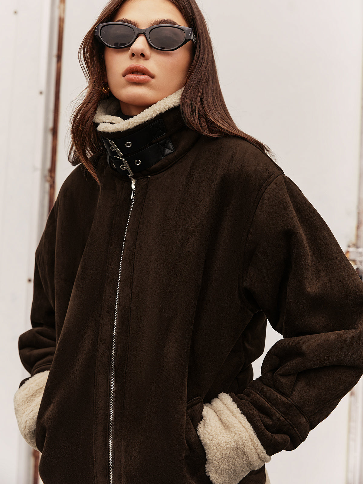 Vintage-Braune Jacke mit Fleece-Futter und lockerer Passform