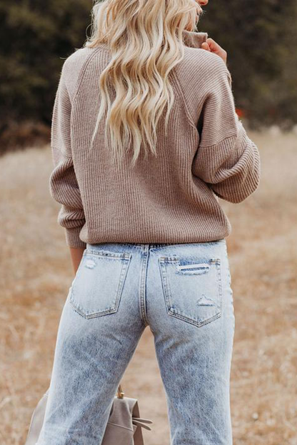Gemütlicher Patchwork-Pullover mit Reißverschlusskragen
