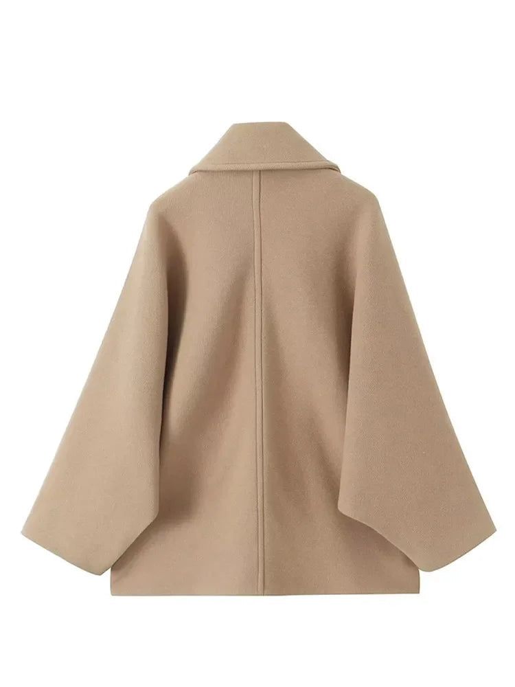 Übergrößen Jacke mit umklappbarem Kragen und Seitentaschen