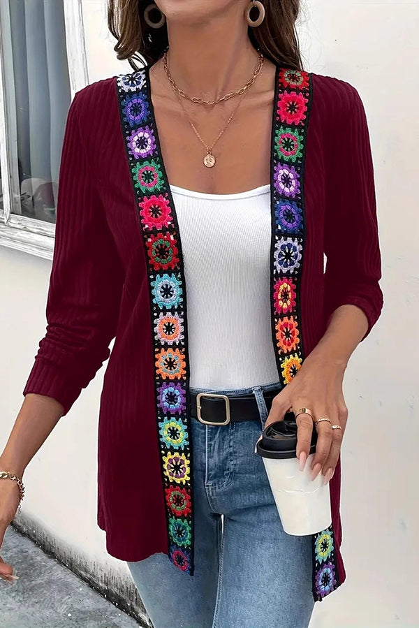 Boho Strickcardigan mit Blumenrand und langen Ärmeln