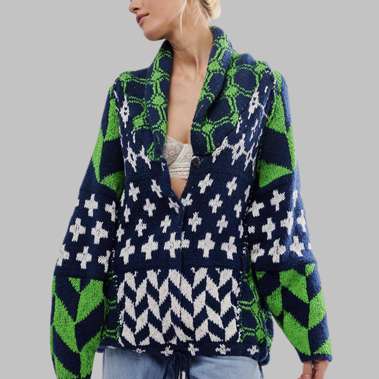 Gemütliche weiche Jacke mit modernen geometrischen Mustern