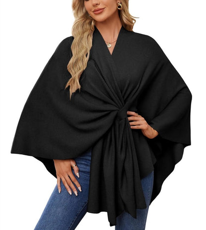 Weicher eleganter Schultertuch-Poncho für gemütlich-chice Lagen
