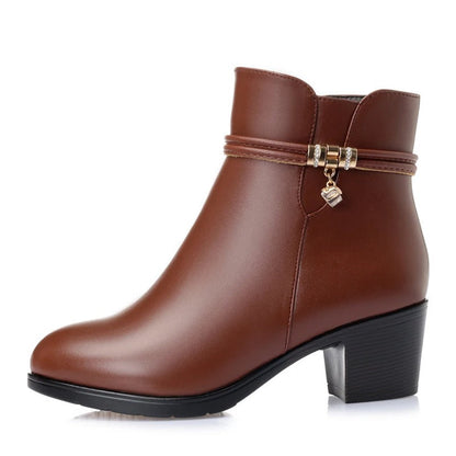 Elegante knöchelhohe Stiefel mit Fleecefutter und seitlichem Reißverschlussverschluss