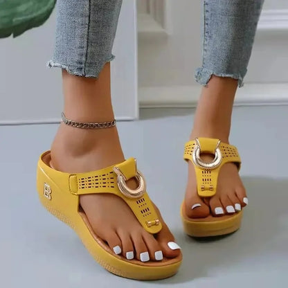 Quenilda | Elegante Zehentrenner-Komfortsandalen