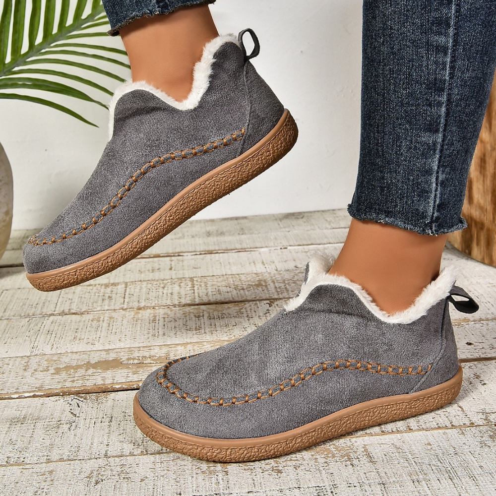 Gemütliche gefütterte Winterstiefel mit rutschfester Sohle