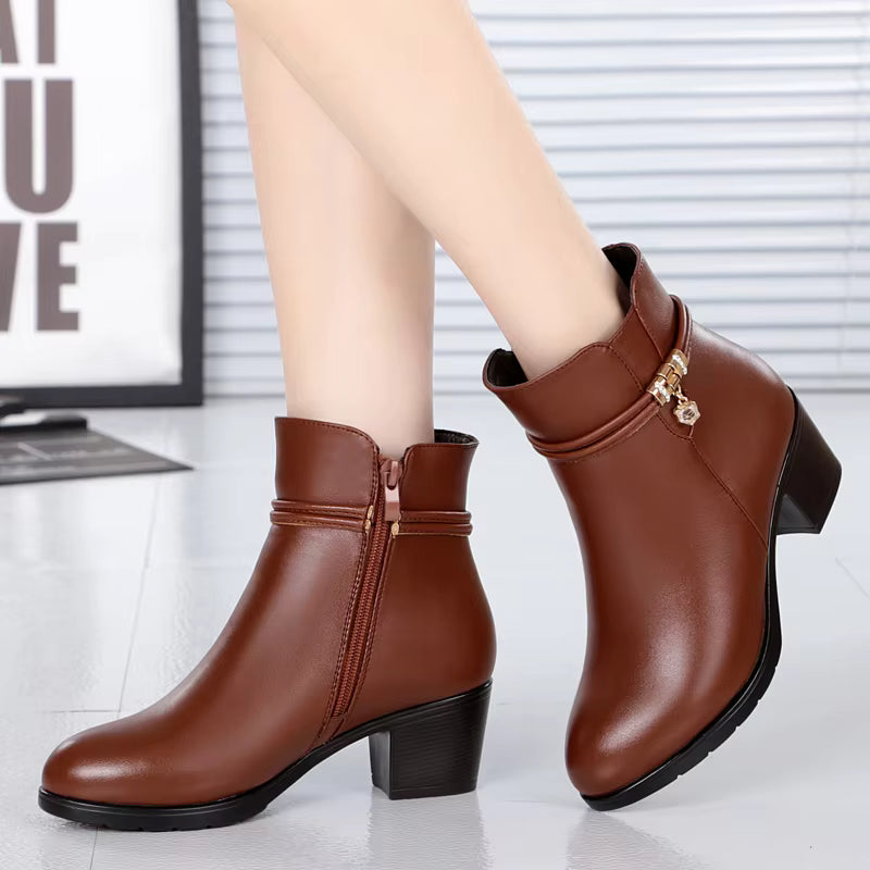 Elegante knöchelhohe Stiefel mit Fleecefutter und seitlichem Reißverschlussverschluss