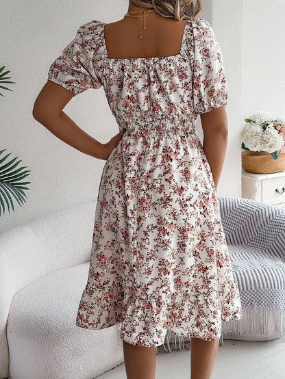 Bertha | Feminines Blumenkleid mit Puffärmeln