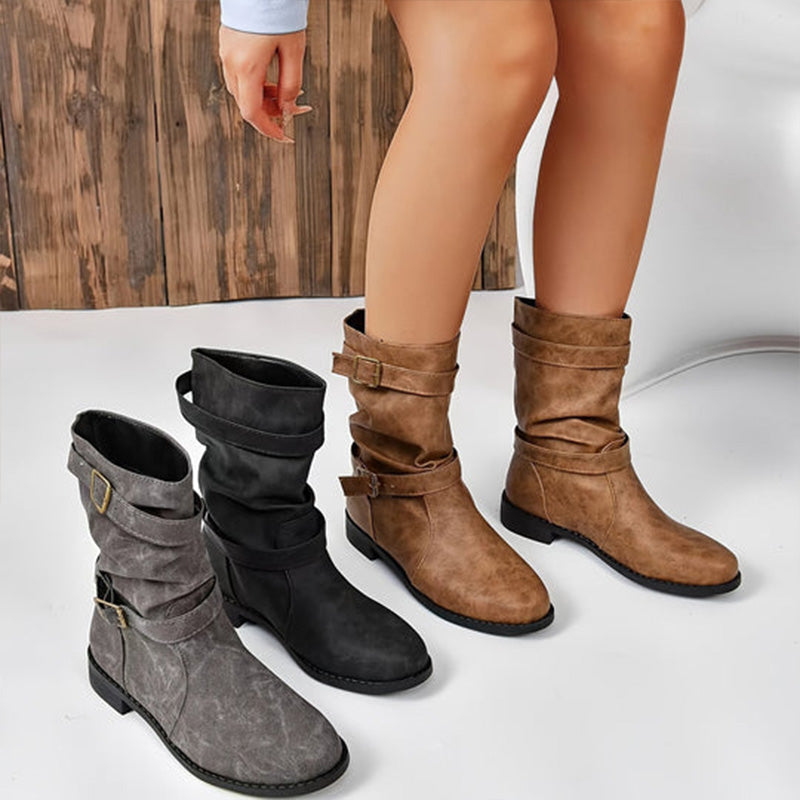Schicke Leder-Stiefel mit Schnallendetail