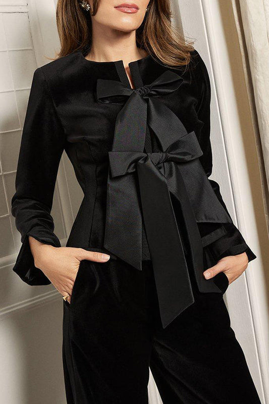 Peplum-Jacke aus maßgeschneidertem Taffeta mit Samtschleifen-Detail