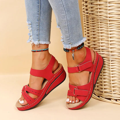 Quenilda | Bequeme Sommer-Klettsandalen mit Keilsohle