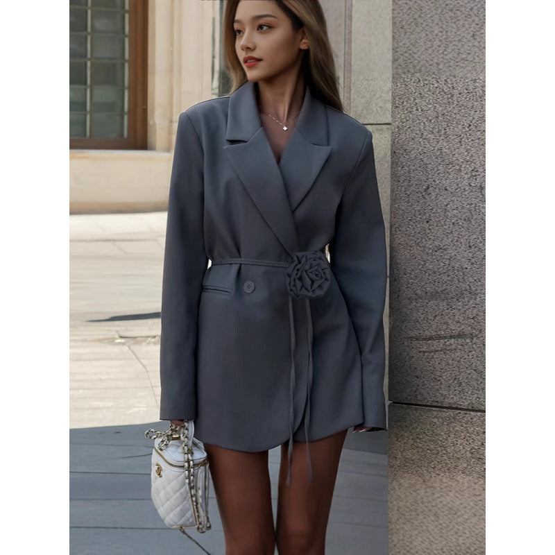 Elegantes Blazer-Kleid mit Blumenmuster und Gürtel für Damen