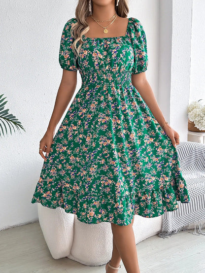Bertha | Feminines Blumenkleid mit Puffärmeln