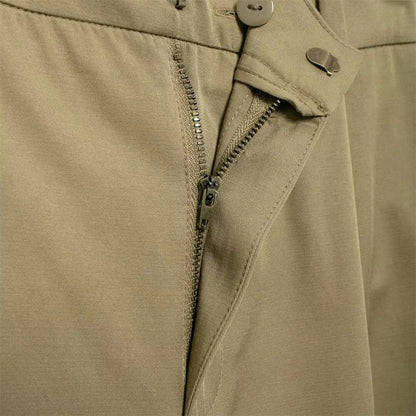 Lässige Utility-Cargo-Jacke mit Riemen- und Taschenakzenten