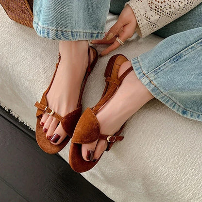 Quenilda | Minimalistische Sommerriemchen-Sandalen
