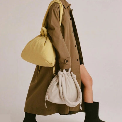 Carmen | Vintage-inspirierte Puffer-Tasche aus Nylon