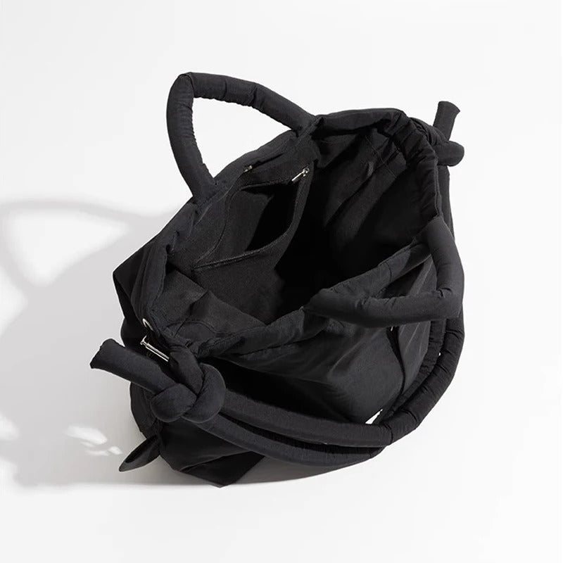 Carmen | Vintage-inspirierte Puffer-Tasche aus Nylon